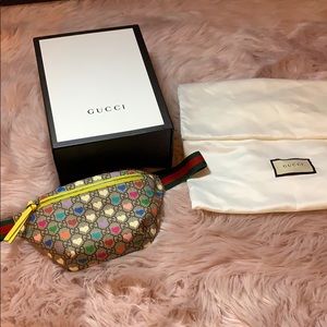 GUCCI Fanny pack with hearts 💕
